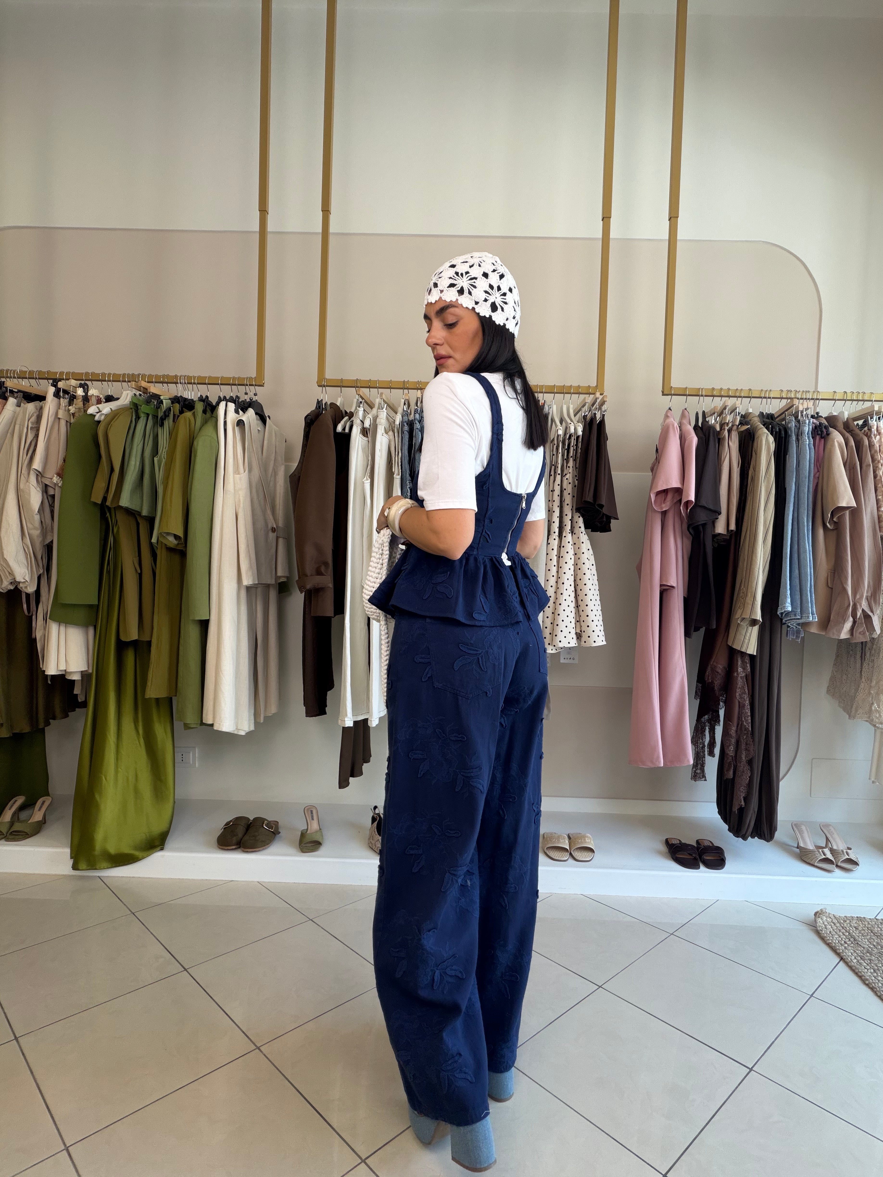 completo capri blu