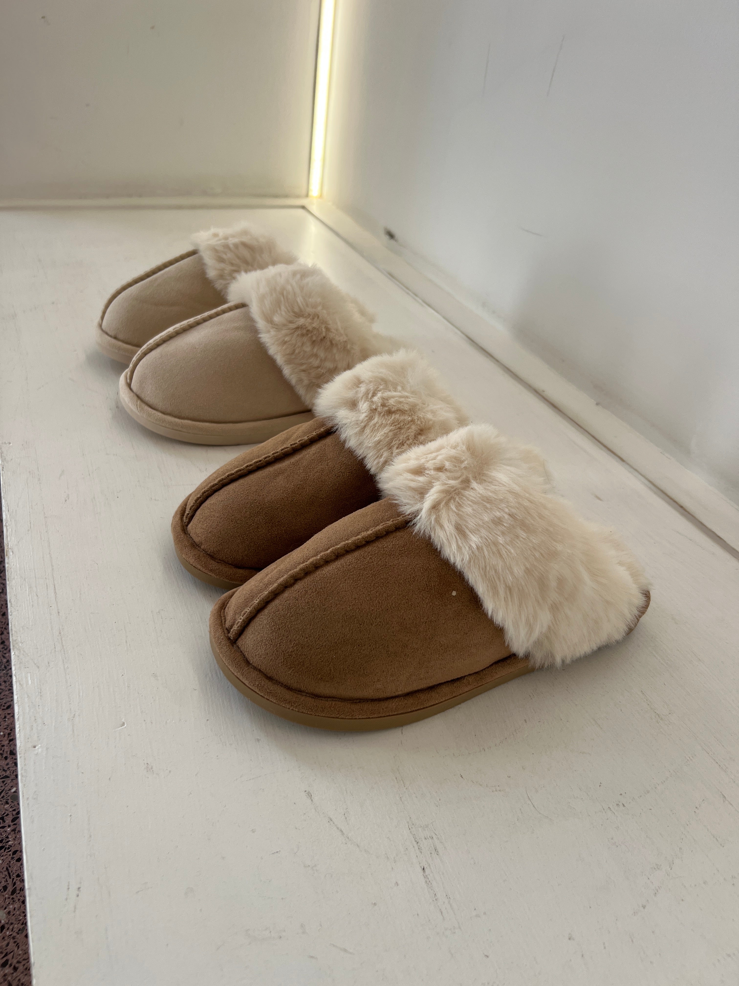 modello ugg camel