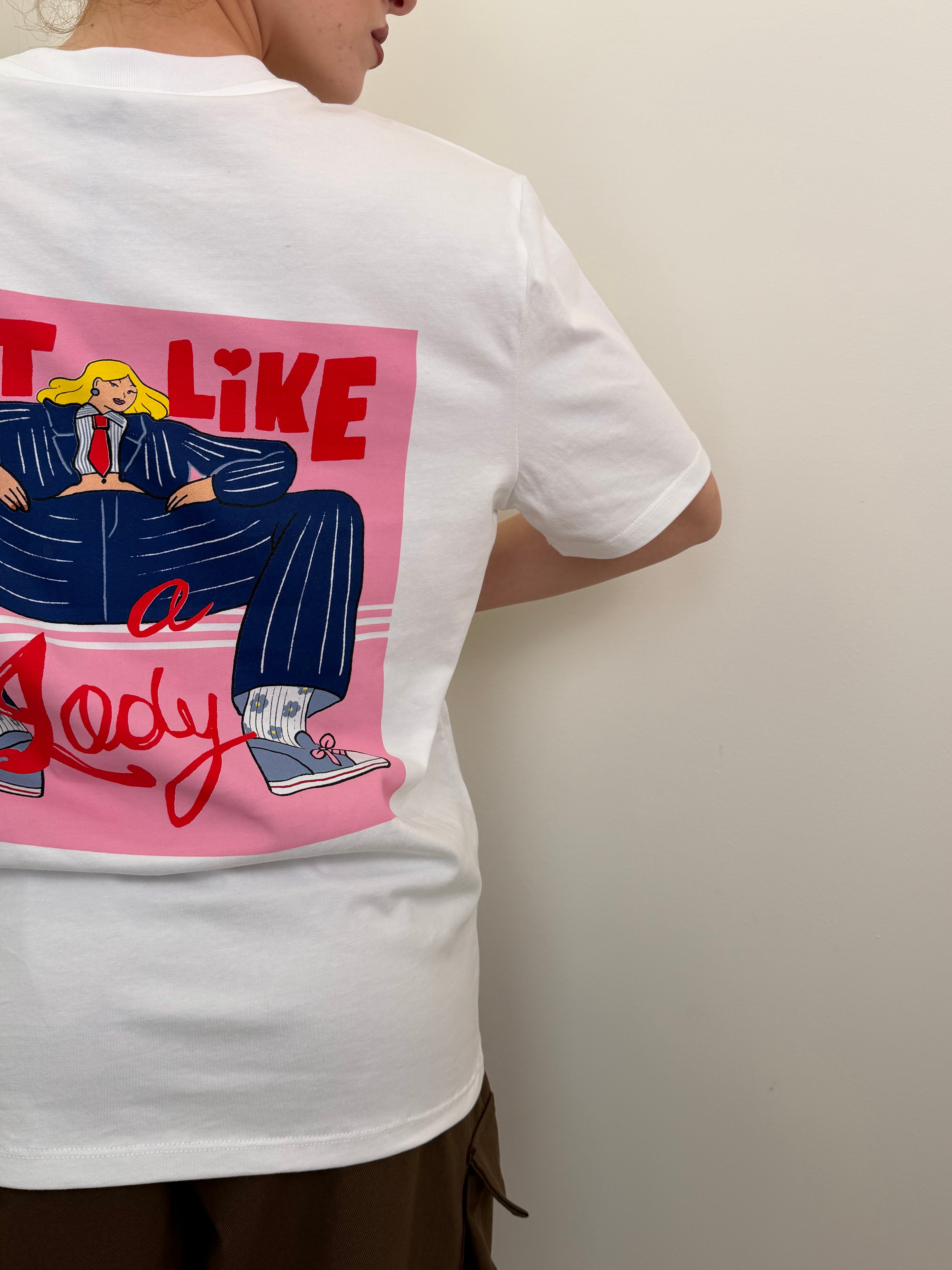 t shirt sit like lady by lumina